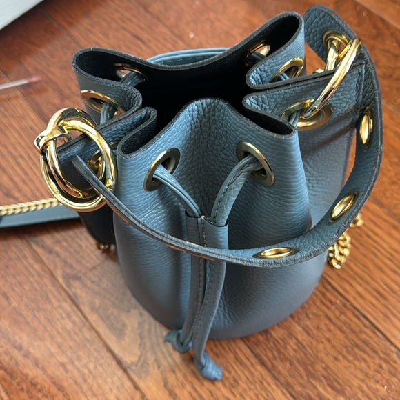 Germán Fuentes LEATHER BUCKET BAG NWT - Picture 8 of 9